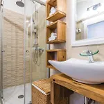 Pet Friendly In Jurdani