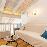 Pet Friendly In Jurdani