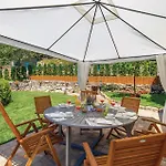 Dom wakacyjny Pet Friendly In Jurdani