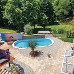 Pet Friendly In