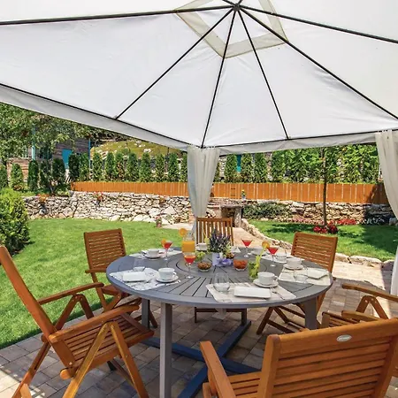 Semesterbostad Pet Friendly In Jurdani